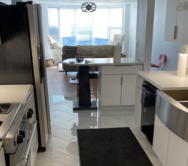 Photo - 2525 S Shore Dr Unit Flugel Penthouse