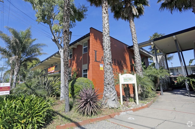 La Palma Apartments