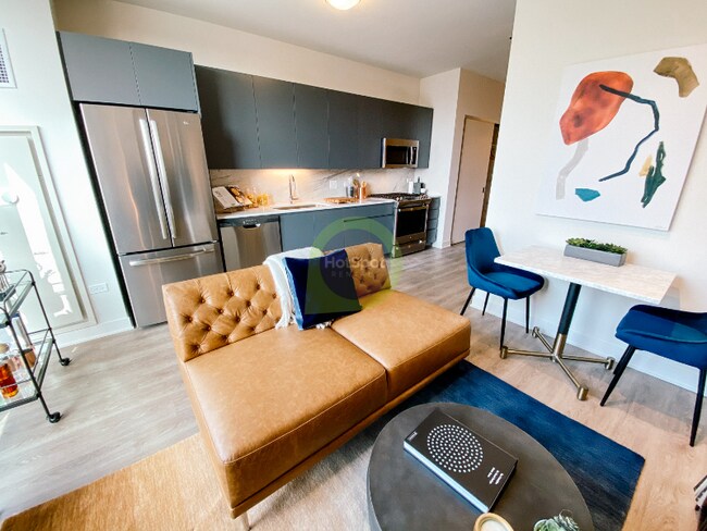 Photo - 728 N Aberdeen St