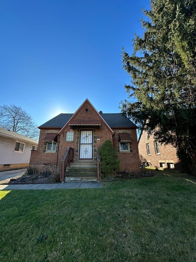 Single Family Home 3 Bedroom 2 Bathroom Fo... - Single Family Home 3 Bedroom 2 Bathroom Fo...