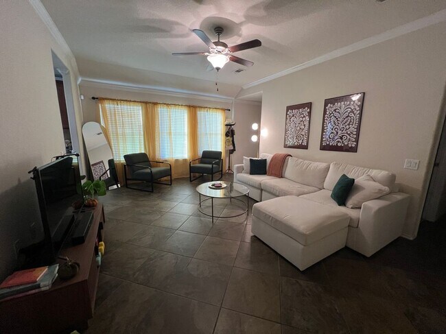 Photo - 5601 Emma Thompson Way