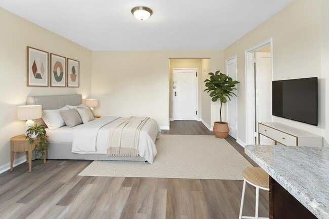 Building Photo - 210 Woodcliff Ave Unit 3F