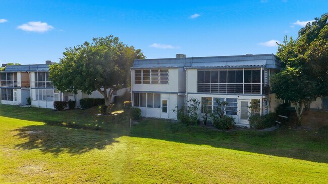 Photo - 374 Tuscany Ln Unit G