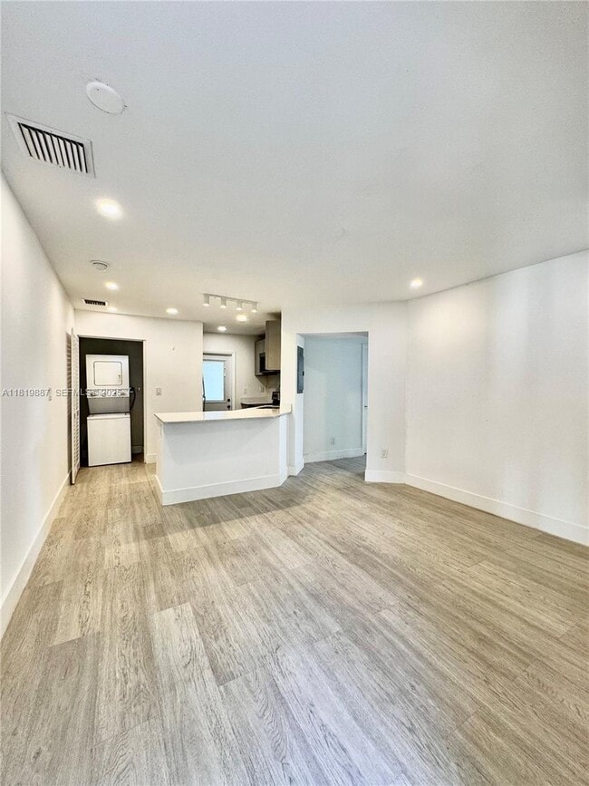 Photo - 111 NW 7th Ave Unit 1