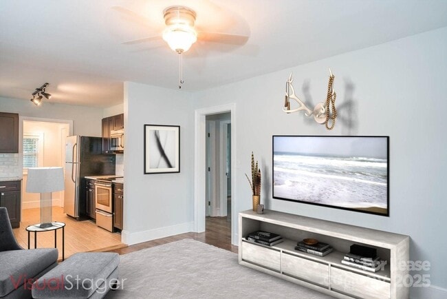 Photo - 1734 Matheson Ave