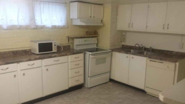 Photo - 420-4 W Stadium