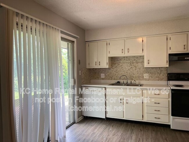 Photo - 6708 W 71st Terrace