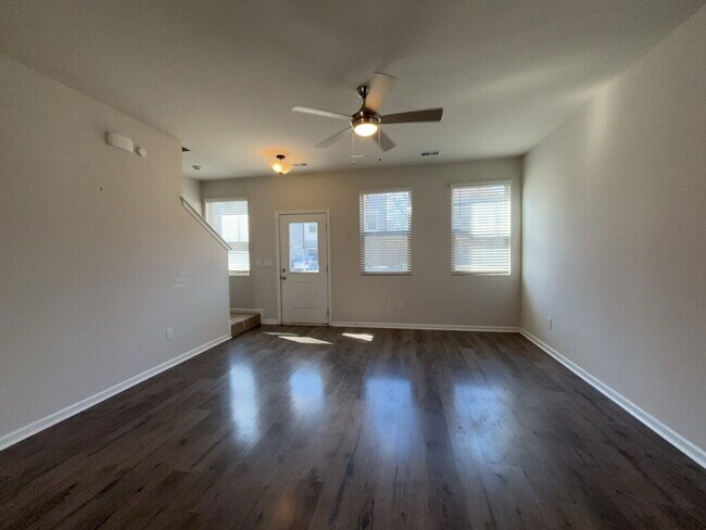 Photo - 1012 Berry Patch Cir