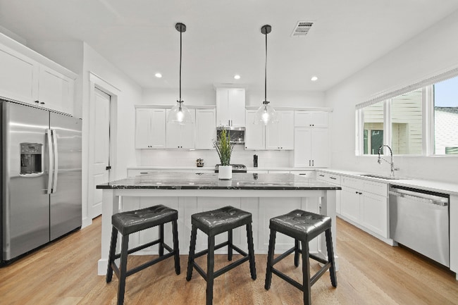 Photo - 2510 Gray St