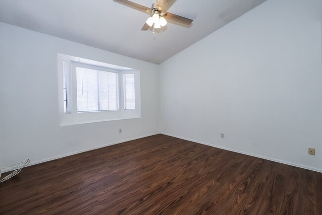 Photo - 10043 E Bryonwood Ln