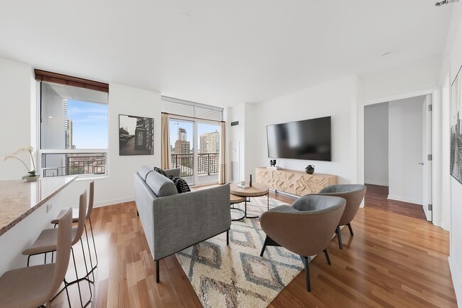 Photo - 330 W Grand Ave Unit 1403