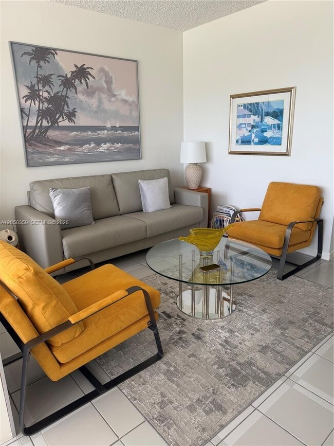 Photo - 4925 Collins Ave Unit 2D