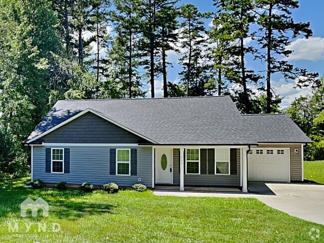 Building Photo - 782 Skyland Dr Rental