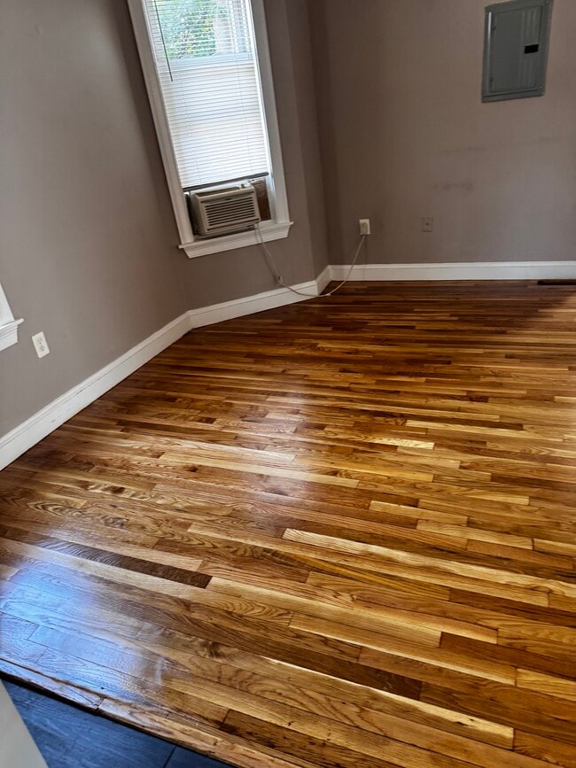 Photo - 52 Intervale St Unit 2