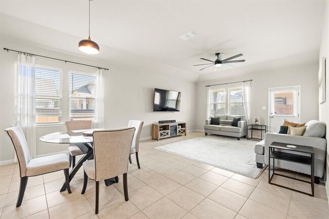 Photo - 11901 Dispatch Wy