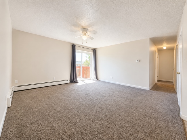 Photo - 4240 Loomis Ave Unit 4