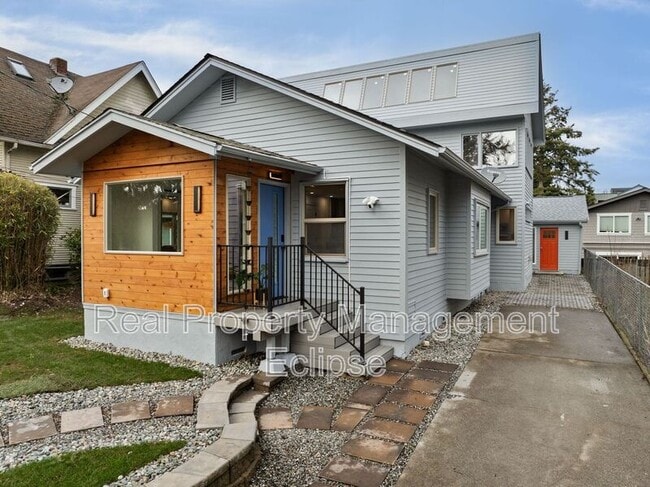 Building Photo - 742 N 90th St Rental