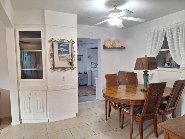 Photo - WALK TO THE BEACH - 3BR 2BA PARTIALLY FURNISHED