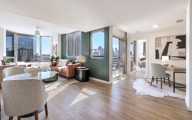 Photo - Whitney Uptown