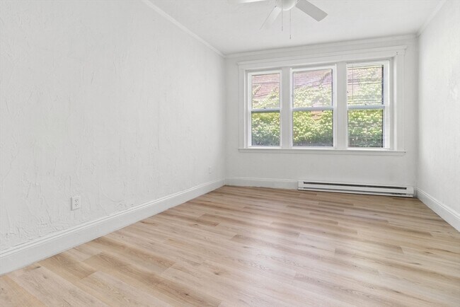 Photo - 8 Kenwood St Unidad 6