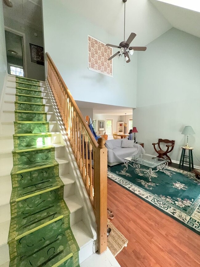 Photo - 408 Mitchell Ln