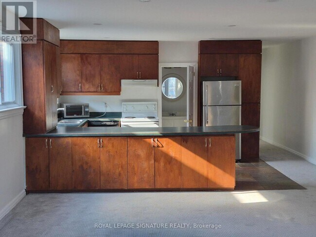 Photo - 344 Roselawn Ave Unit Apt 2