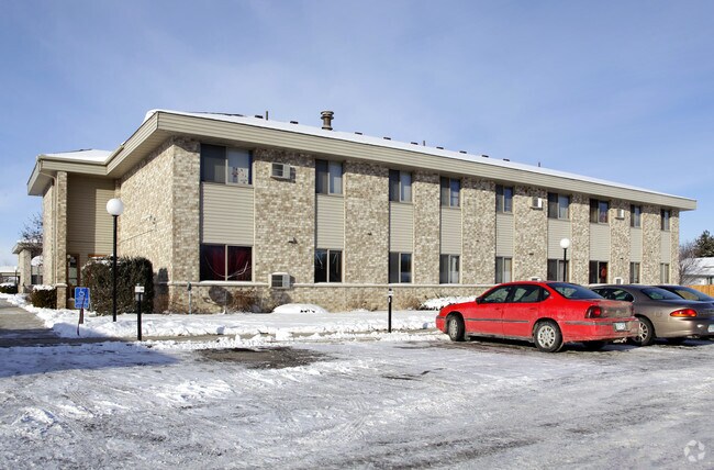 Annandale Square Apartments - Annandale Square Apartments