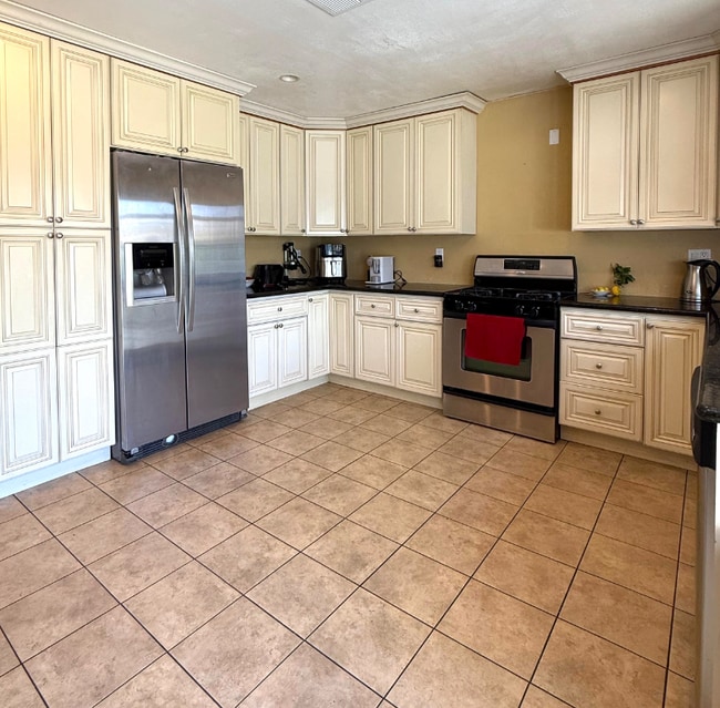 Photo - 341 Avenida Pinos