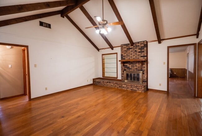 Photo - 507 Parklane Dr
