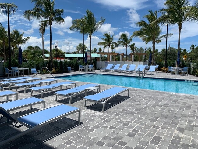Building Photo - Azul Luxury Residences Rental