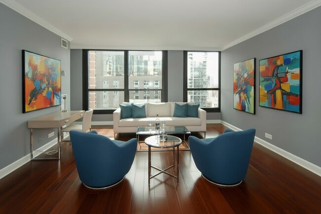 Photo - 1030 N State St Unit 11C