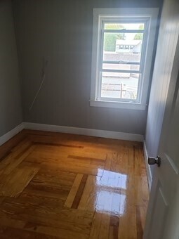 Photo - 7 Lanes Ave Unit 2