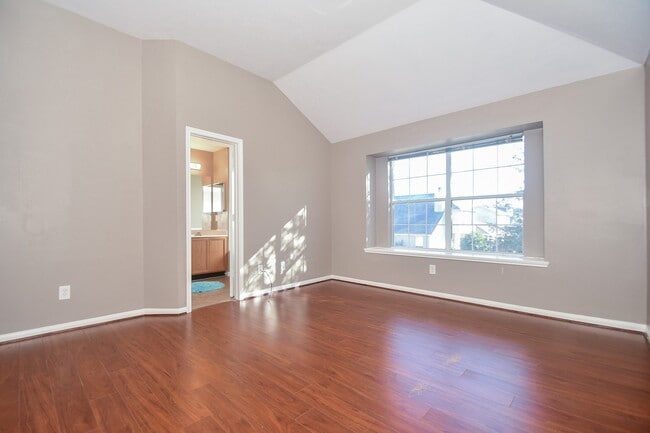 Photo - 16414 Pademelon Dr