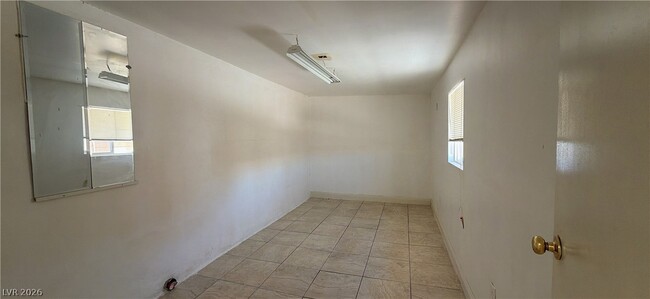 Photo - 4712 W Rip Van Winkle Ln