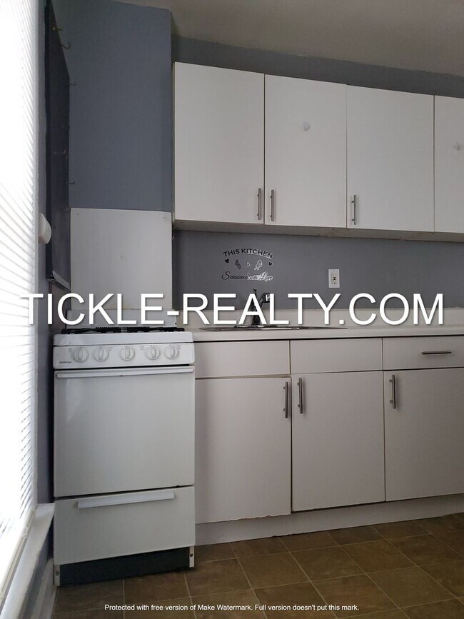 Photo - 469 Meigs Street Unit 4