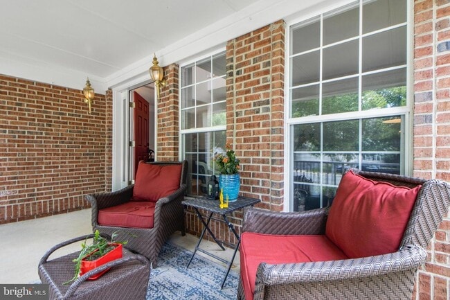 Photo - 115 Richard Dr SE