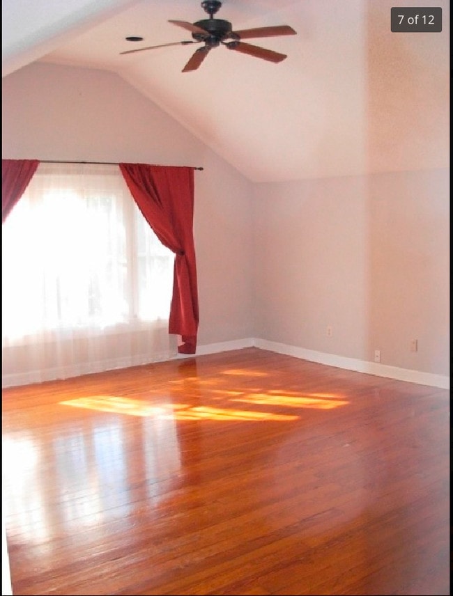 Living - 421 E Amelia St Unit A