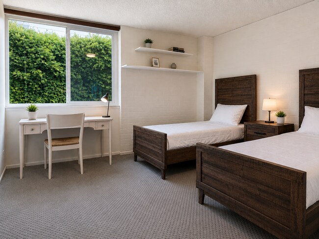 Photo - 540 Kelton Ave Unidad 204