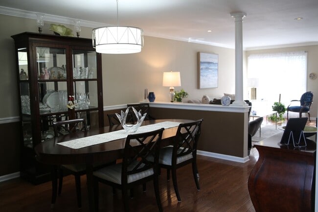 Photo - 18 Rosewood Ct