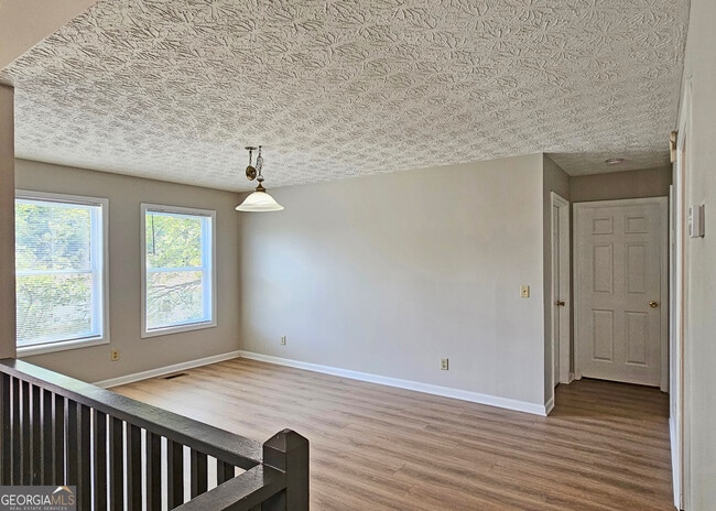 Photo - 5530 Deerfield Pl