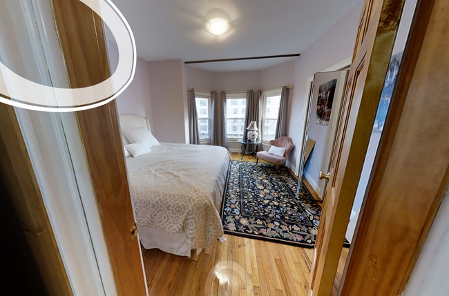 Photo - 1031 Tremont St Unit 4