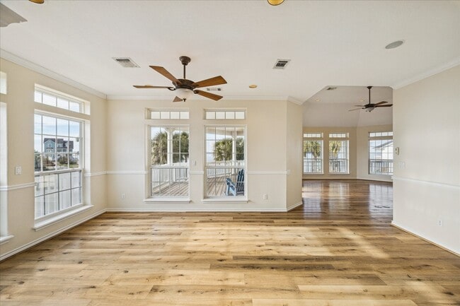 Building Photo - 22621 Bay Point Dr