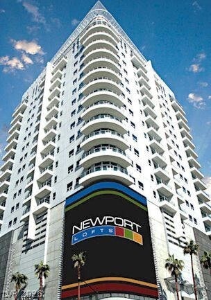 Building Photo - 200 Hoover Ave Unit 1402