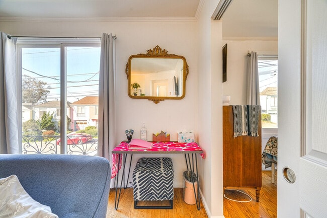 Photo - 2018 31st Ave Unit ID1305152P