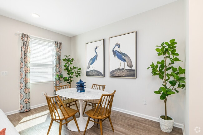 3BR, 2.5BA - 1,419 SF Dining