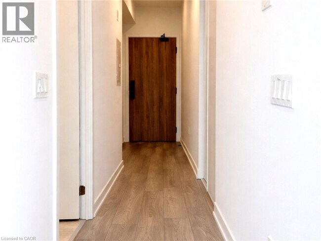 Photo - 1 Fairview Rd E Unité 1709