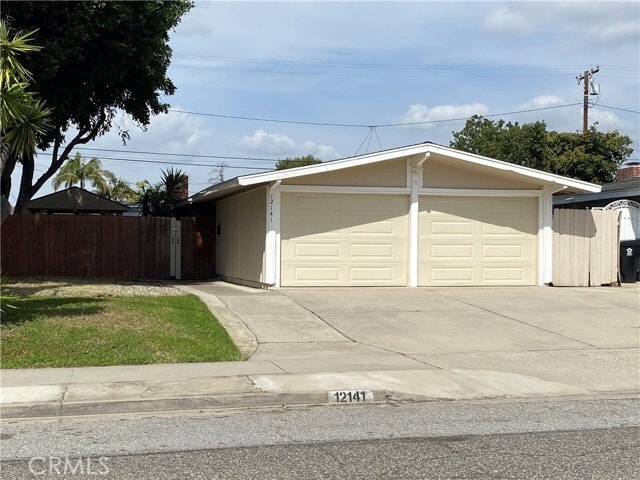 Building Photo - 12141 Candy