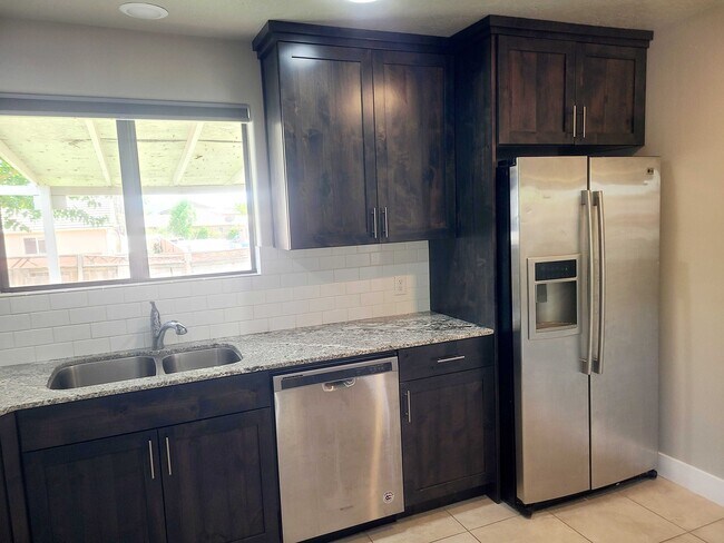 Photo - 1563 W 1400 N