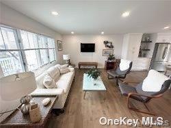 Photo - 471 E Hudson St