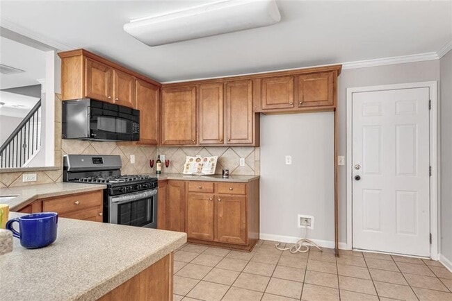 Photo - 268 Balaban Cir